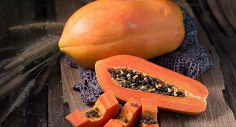 Lagi Viral Makan Biji Pepaya Bisa Hilangkan Parasit Usus, Pernah Coba?