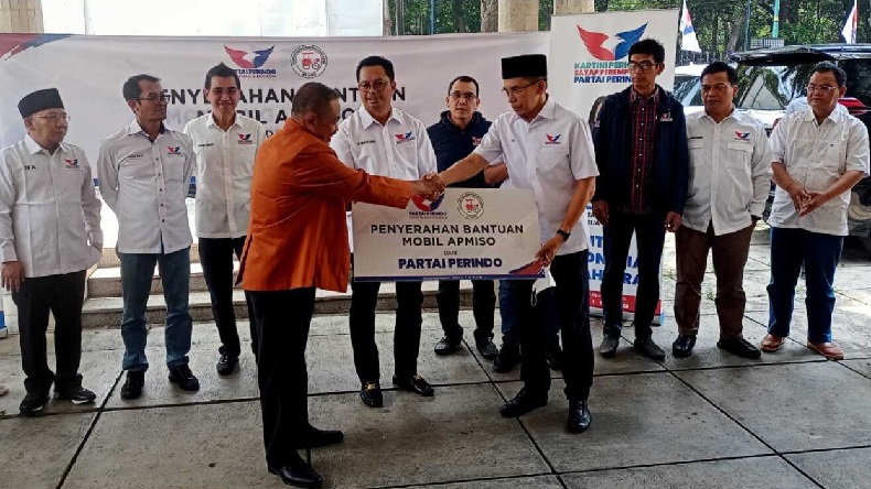 Partai Perindo Bagikan Mobil Penggiling Daging ke APMISO, TGB: Tindak Lanjut dari MoU