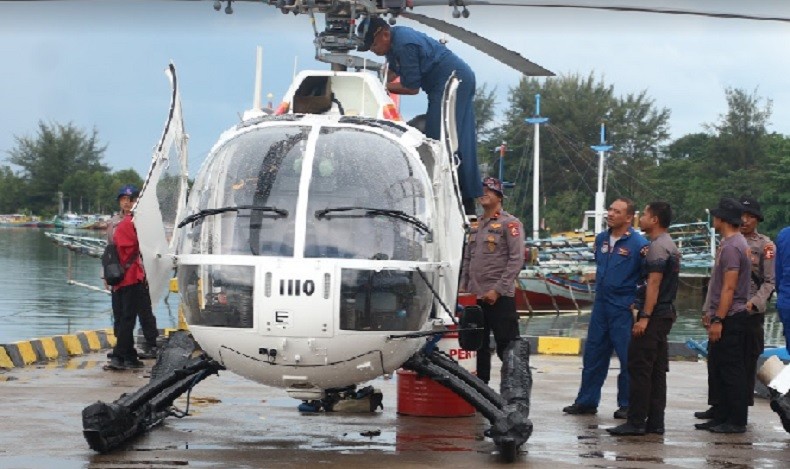 Tim Gabungan Masih Cari Pilot Helikopter Jatuh di Belitung, Perubahan Cuaca Jadi Hambatan