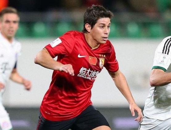 Kisah Dario Conca, Pemain Argentina yang Gajinya Pernah Cuma Kalah dari Messi dan Ronaldo