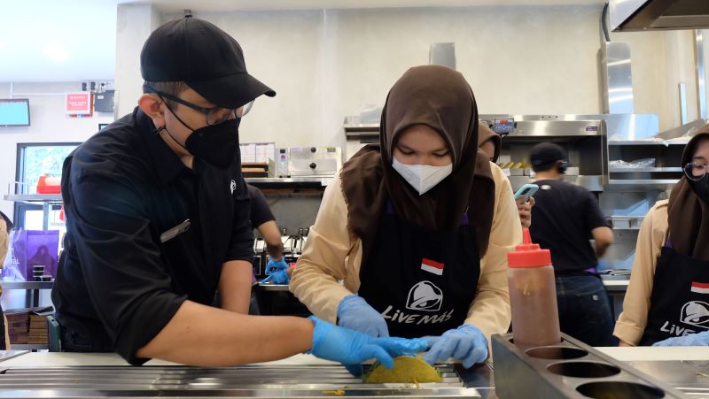 Taco Bell Taqueria Experiencia: Berbagi Keunikan Inspirasi Kuliner Meksiko dengan Pelajar Indonesia
