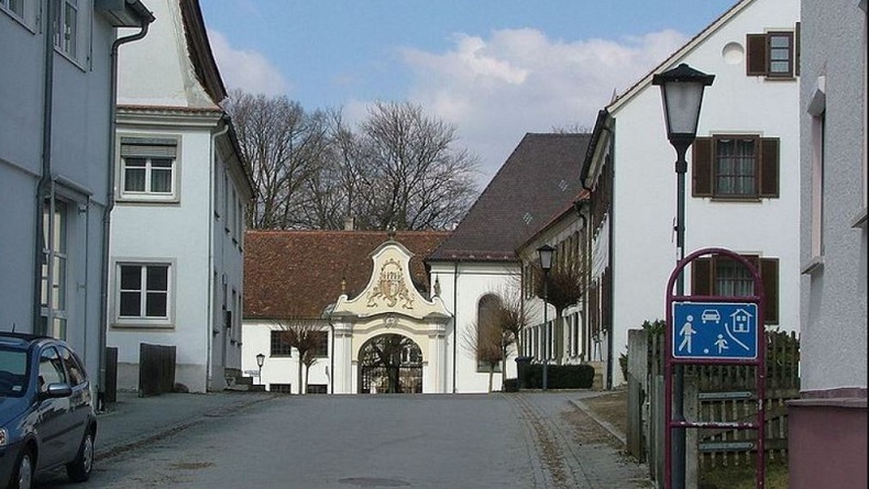 Berangkat Sekolah, 2 Bocah Diserang Orang Pakai Pisau