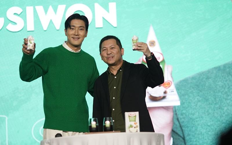 Intimate Meet and Greet #SasayangSiwon: Siwon Choi Ajak Fans Pakai Pilihan yang Lebih Sehat! 