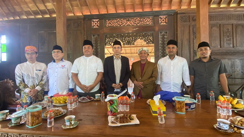 Silaturahmi ke Ponpes Al Amanah Junwangi, TGB Zainul Majdi Bicara Kepemimpinan yang Sehat