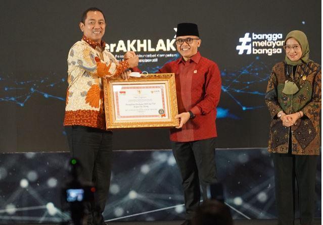 LKPP Terima Penghargaan Inovasi Pelayanan Publik, Ini Kata Hendi