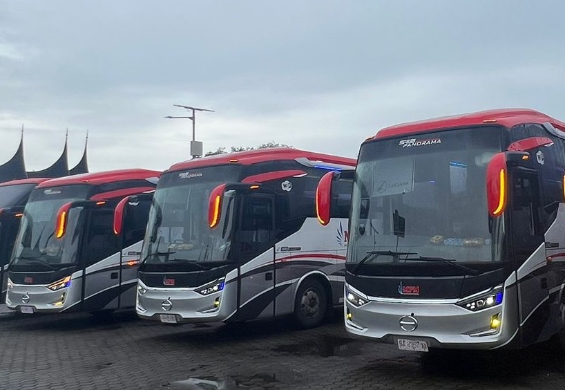 Ini Bus Single Glass Pertama di Sumbar, Bisa Lihat Pemandangan Indah Sepanjang Jalan