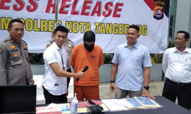 Pemuda di Tangerang Peras 50 Orang Modus Layanan Video Call Mesum