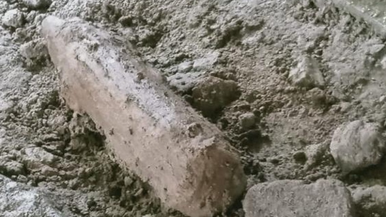 Kuli Bangunan di Medan Syok Temukan Benda Diduga Mortir saat Gali Fondasi Rumah