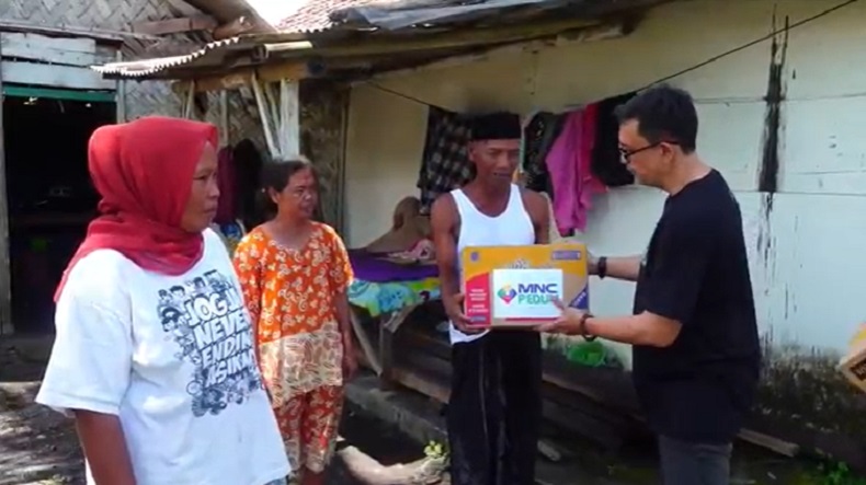 Tim MNC Peduli Salurkan Bantuan untuk Korban Erupsi Gunung Semeru di Lumajang