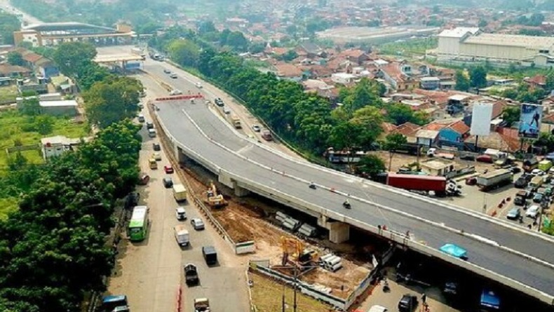 Bupati KBB Minta Ruas Jalan untuk Konektivitas Transportasi KCJB Diperlebar