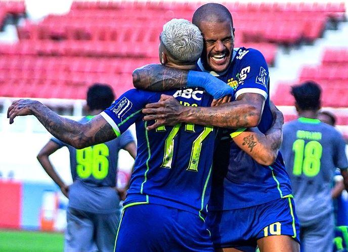 Klasemen Paruh Musim Liga 1: PSM Kuasai Singgasana, Persib di Atas Persija