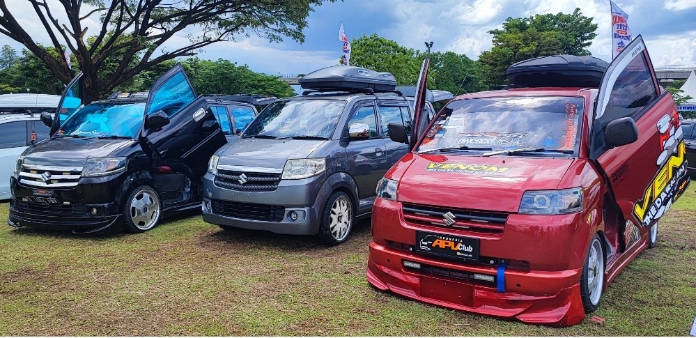 Bangun Solidaritas, Ribuan Komunitas Mobil Suzuki dari 14 Klub Kumpul di Jambore 2022