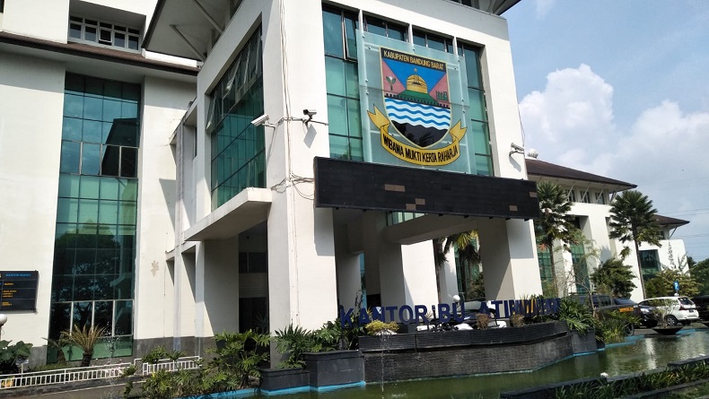Keren, 7 Kepala Desa di KBB dapat Penghargaan Tingkat Nasional, Ini Titelnya