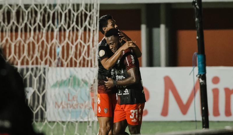 Hasil Liga 1: Menang Comeback atas Madura United, Bali United Geser PSM di Puncak Klasemen