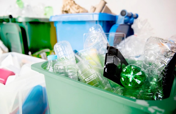 7 Cara Mengurangi Penggunaan Plastik di Kehidupan Sehari-hari, Yuk Cintai Lingkungan!