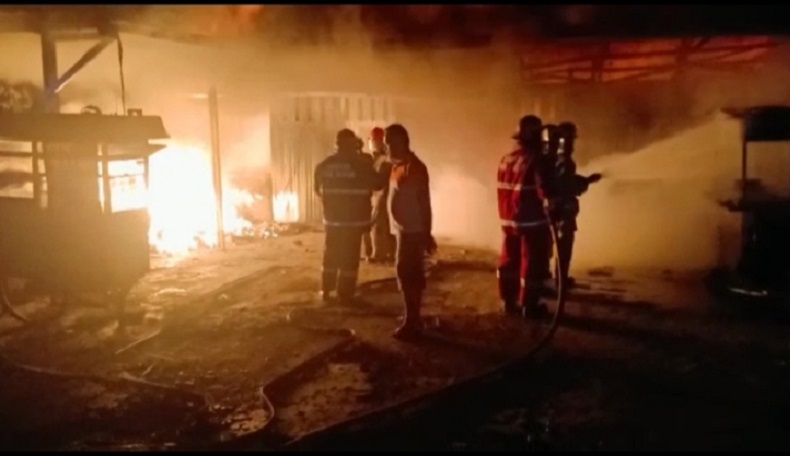 Toko Elektronik di Bogor Ludes Terbakar, Diduga akibat Korsleting Listrik