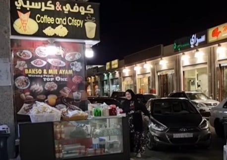 Kisah Sukses WNI Buka Warung di Arab Saudi, Omzet hingga Puluhan Juta Sehari