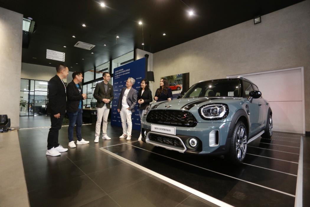 Bangun Outlet Mini Terbesar, BMW Kucurkan Investasi Rp140 Miliar