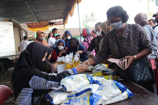  Tekan Kenaikan Harga Menjelang Akhir Tahun Pemkab Sleman Gelar Pasar Murah 
