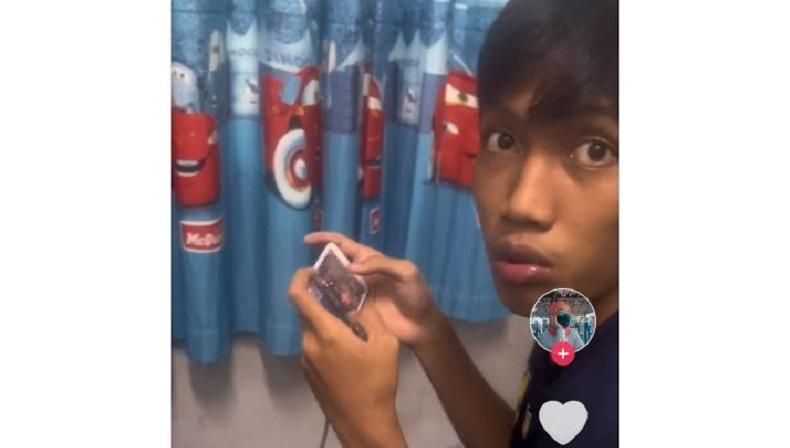 Kemampuan Langka, Remaja Ini Bisa Main Game di Ponsel sambil Hafalkan Ayat Alquran