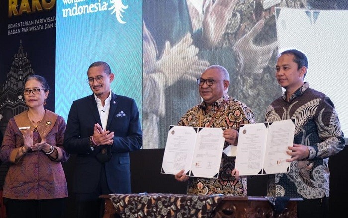Kembangkan Pariwisata Indonesia, Menparekraf Teken MoU dengan Sejumlah Lembaga  