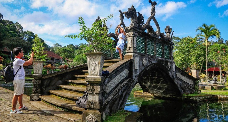 Liburan di Indonesia, Yuk Incar Paket Wisata Destinasi Super Prioritas dan Tiket Pesawat Murah!