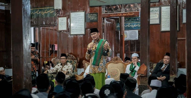 Gali Potensi Santri, Sandiaga Uno Kolaborasi dengan Ponpes Darul Ulum Banyuanyar Pacu Santridigitalpreneur