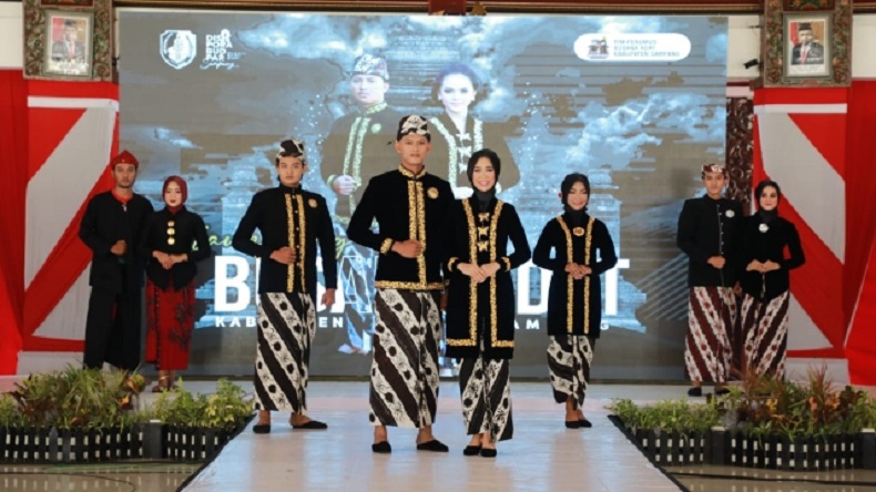 Sampang Resmi Punya Baju Adat Sendiri, Ini Cirinya