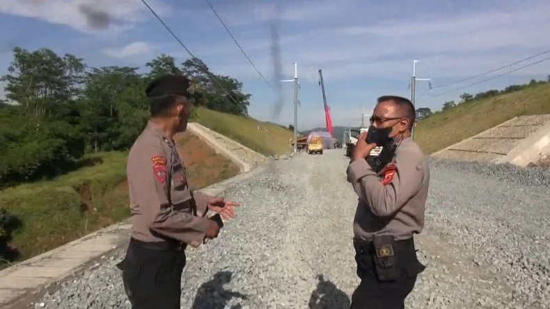 Warga Dengar Ledakan saat Kereta Teknis KCJB Terguling di Padalarang KBB