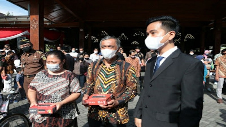 Kemenkominfo Kebut Pembagian Ribuan STB di Kota Solo