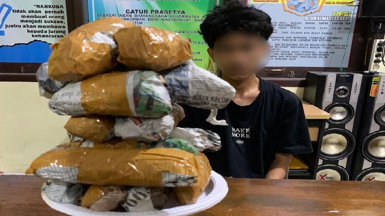 Bandar Setengah Kilogram Ganja di Bangka Tengah Ditangkap Polisi