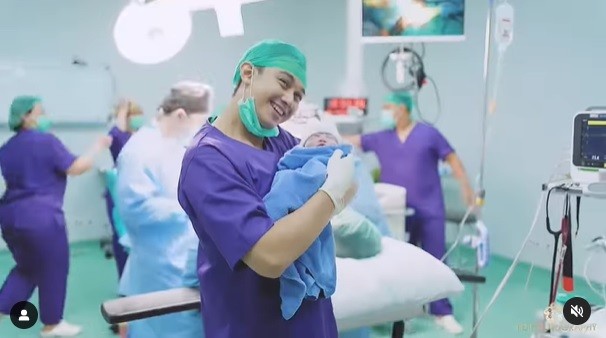 Selamat Felicya Angelista Melahirkan Anak Kedua, Caesar Hito: Ini Kado Natal Terindah