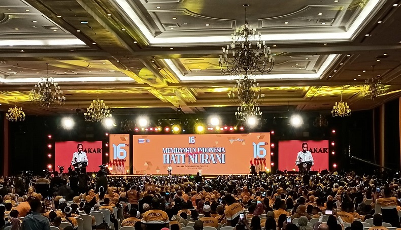 Jokowi : Jangan Tidak Lolos Verifikasi dan Gagal Nyapres Bilang karena Istana 