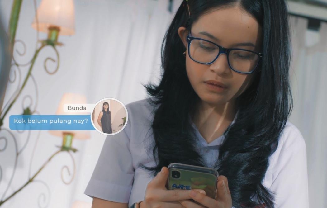 Dianggap Salah Pergaulan, Hanggini Dimarahi Ibu dalam Vision+ Originals My Comic Boyfriend Episode 6