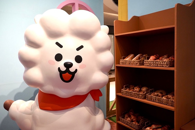 Central Park Hadirkan Holiday Town, Holiday Celebration with BT21