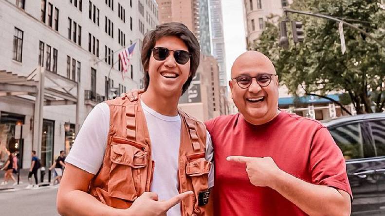 Potret Kekompakan Artis Indonesia dengan Ayah Sambungnya, Nomor 4 Pernah Benci Ayah Kandungnya