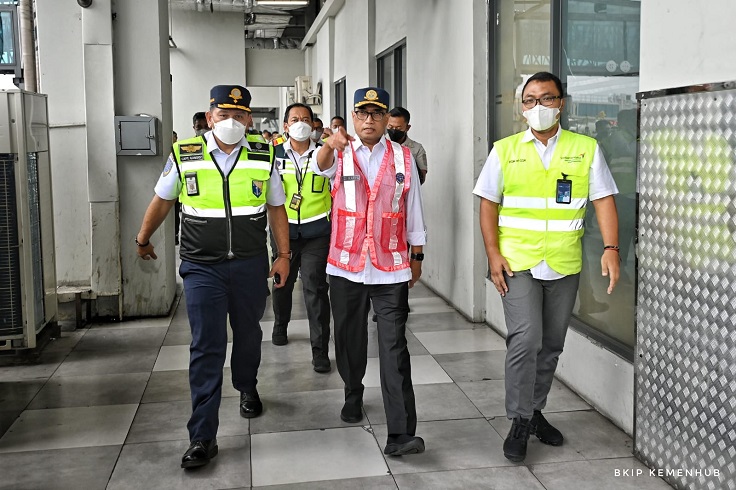 Menhub Minta Maskapai Tak Pasang Harga Tinggi saat Libur Nataru