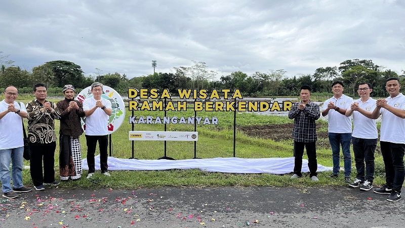 Adira Finance Dukung Pengembangan UMKM dan Ekosistem Pasar di Desa Wisata Karanganyar Magelang