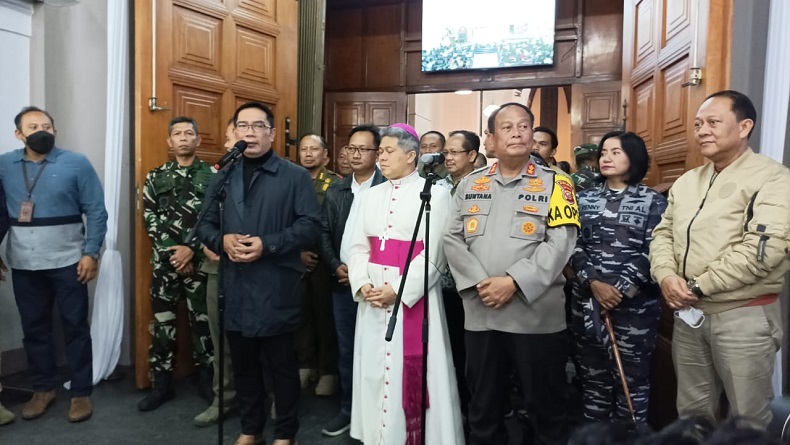 Tinjau Misa Malam Natal, Gubernur Jabar Ridwan Kamil: 100 Persen Kondusif