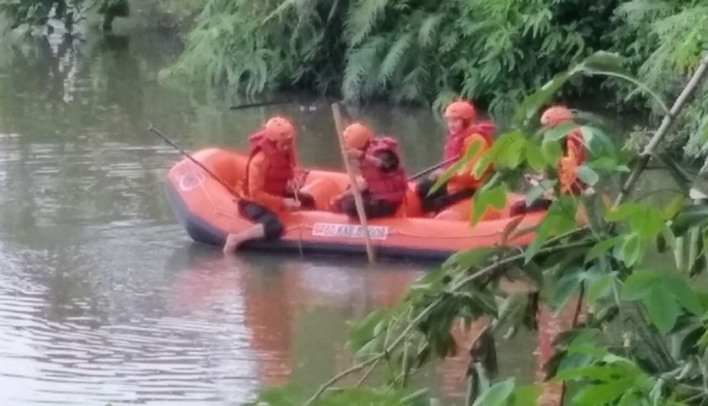 Terpeleset, Remaja 14 Tahun Hilang di Danau Sukasari Bogor