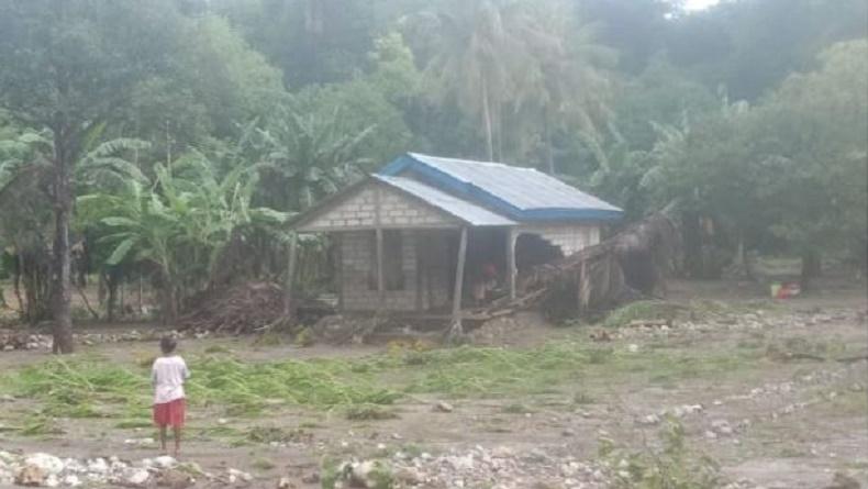 Banjir Bandang Landa Kupang, 29 Rumah Warga Hanyut Terbawa Arus Luapan Sungai