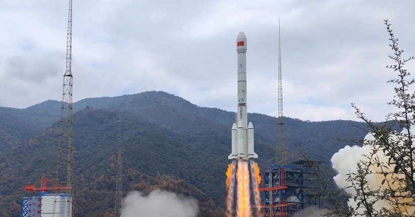 China Luncurkan Roket, Badan Antariksa Filipina Rekomendasikan Tindakan Pencegahan Terkait Sisa Puing-Puing