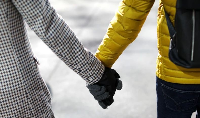 Arti Kata Seng dalam Bahasa Gaul Viral di Medsos, Sering Digunakan Pasangan Kekasih