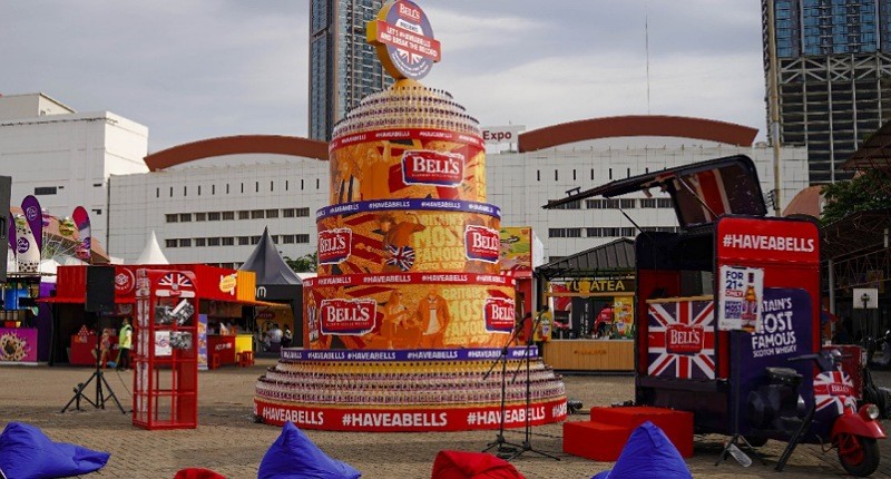 Liburan Akhir Tahun ke Big Bang Festival, Belanja hingga Lihat Seni Lonceng Raksasa dari Botol