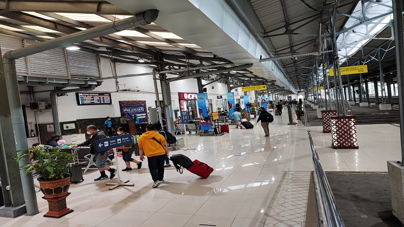 PPKM Dicabut, Penumpang KAI Tetap Wajib Pakai Masker 