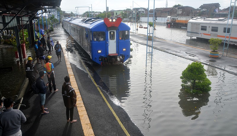 Antisipasi Cuaca Ekstrem, KAI Daop 4 Semarang Imbau Penumpang Datang Lebih Awal