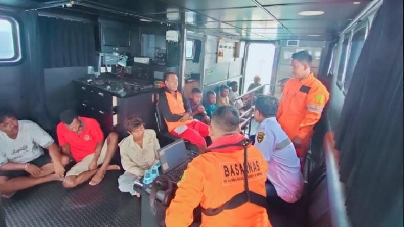 Kapal LCT Ronnysa and Dwi Tenggelam di Raja Ampat, 9 Orang Selamat, 1 Hilang