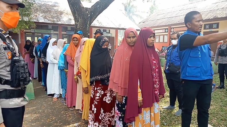  Gedung SMP 2 Dipakai Sekolah, 174 Pengungsi Rohingya Dipindah ke Gedung Minaraya