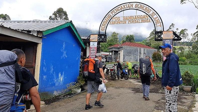 Ibu Muda Melahirkan di Pos 3 Gunung Slamet Purbalingga, Evakuasi Bayi Dramatis
