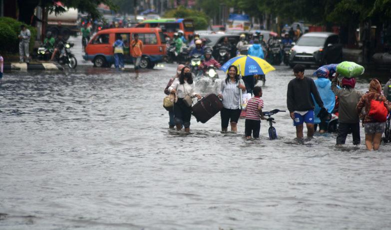 Waspada! Hujan Sedang hingga Lebat Masih Landa Jawa Tengah